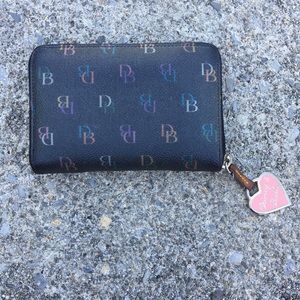 EUC! Dooney & Bourke Wallet
